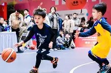今年会平台-独特篮球竞技赛事引发热议，球员表现抢眼