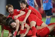 今年会-包含女足比赛球员受邀参加明星慈善赛，为公益助力的词条