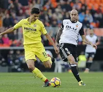 比利亚雷亚尔中路过人如麻，战术灵活变化