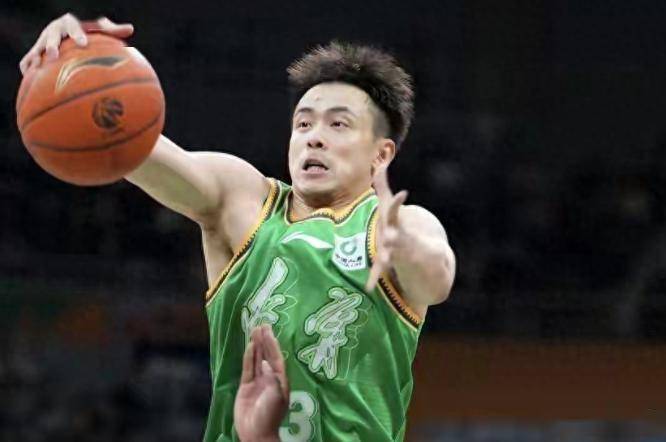 辽宁队夺得CBA冠军，王者归来