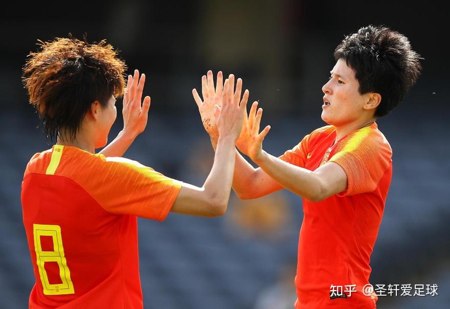 加拿大女足状态火热，三连胜赢得掌声的简单介绍